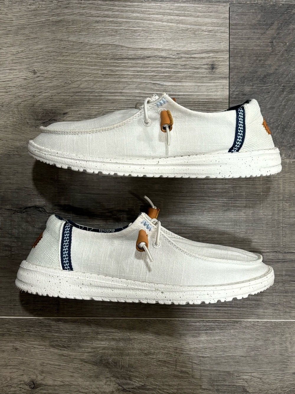 HEYDUDE Wendy Slip-On Casual Shoe - White, Size 7, GUC